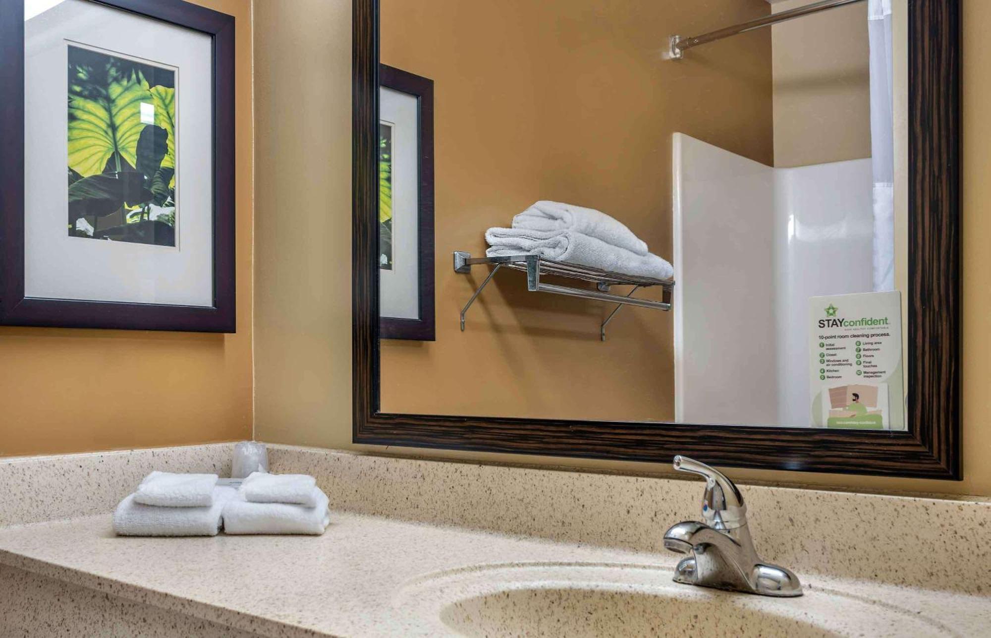 Hotel Extended America - Richmond - W Broad Street - Glenside - South Dumbarton
